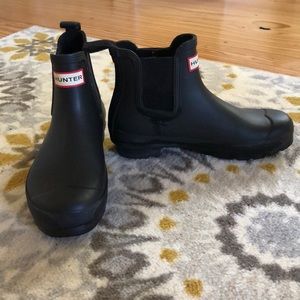 Hunter Boots: Short Rain Boot size 7